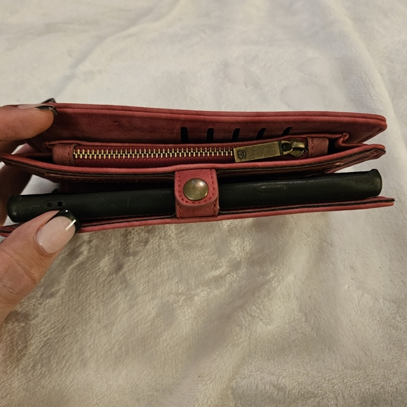 CaseMe mauve wallet with phone case - Picture 10 of 11